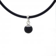 Pendentif argent et pierre de lave.