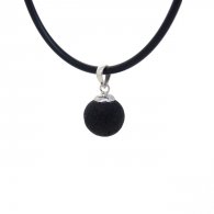 Pendentif argent et pierre de lave.