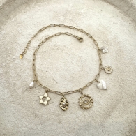 COLLIER